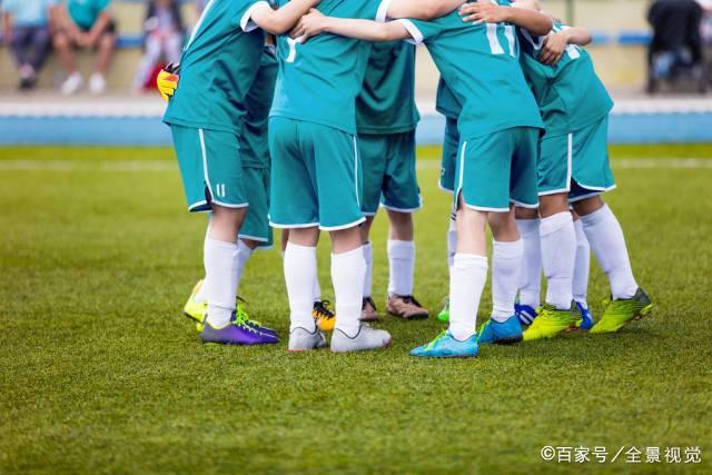 巴萨与加拉塔萨雷上半场战成平局 坎塞洛追平比分